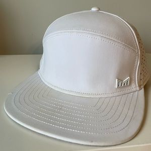 Melin Men’s White adjustable Hat
